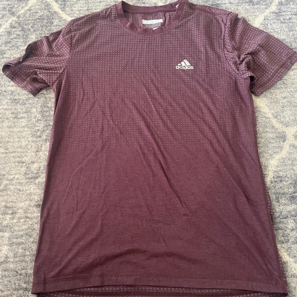 Adidas Maroon and Olive T-Shirts - Picture 2 of 7